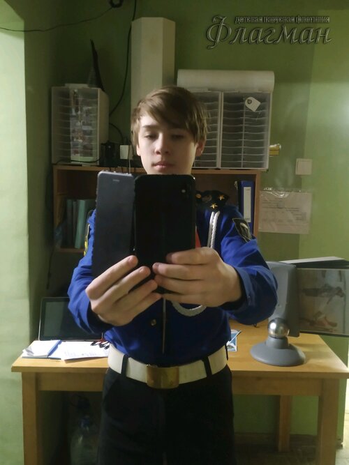 a4c8ce37.ID Photo.030123